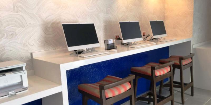 Glo Best Western Kanata Ottawa West Exterior photo